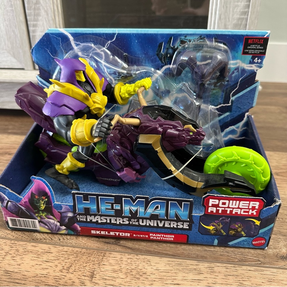 NEW!! He-Man‎ Masters of the Universe Skeletor and Panthor Toy, Collectible,